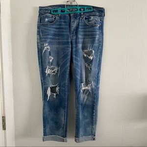 American Eagle Tomgirl Ripped Jeans